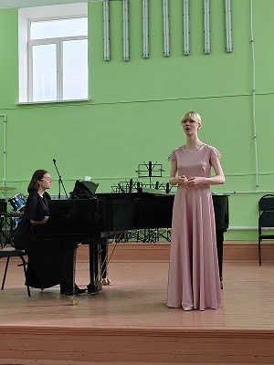 серебряный микрофон участники