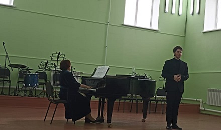 серебряный микрофон участники